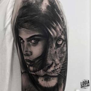 tatuaje_blackwork_chica_leon_brazo_logiabarcelona_pedro_monteiro